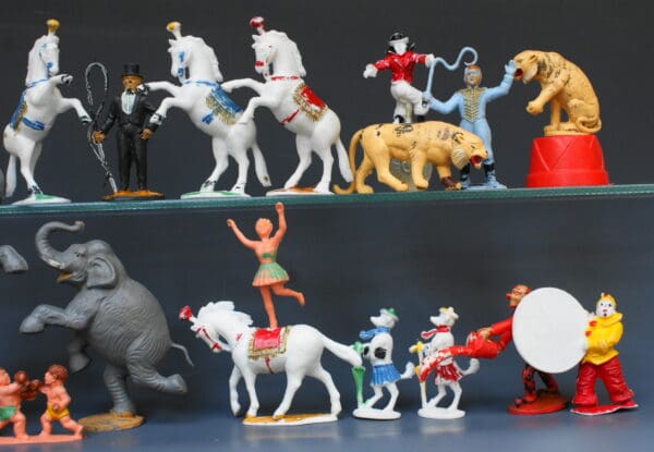 Charbens Circus Display Set (Sussex) - Image 3