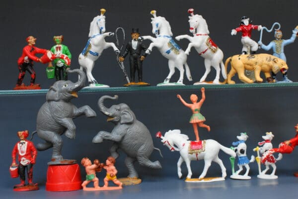 Charbens Circus Display Set (Sussex) - Image 2