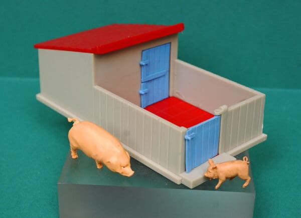 Britains Livestock Buildings: Pig Sty, Pig & Piglet