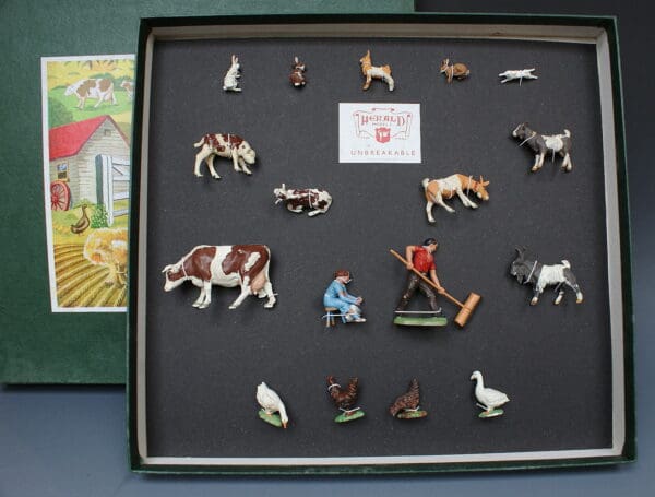 Herald Farm Box Set 17 Pieces (Reproduction Box)