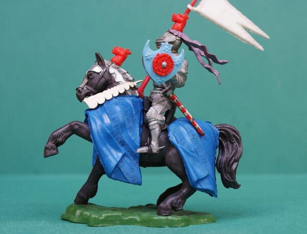 Swoppet Mounted Knight with Standard - ROYAL BLUE Blanket