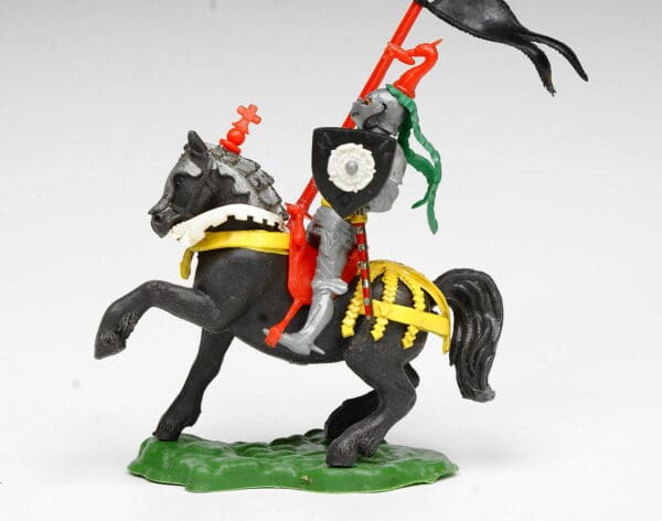 Swoppet C15th Mounted Knight with Standard - Image 5