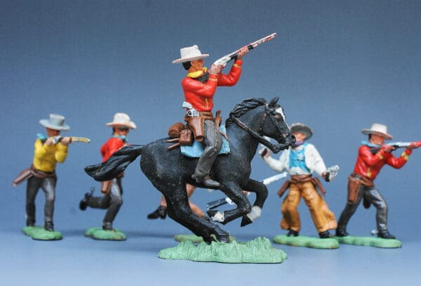 Herald Swoppet Cowboys - Group of 6 Figures (Bridgnorth) - Image 5